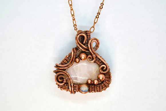 “Rosy Dreamland” Pendant
